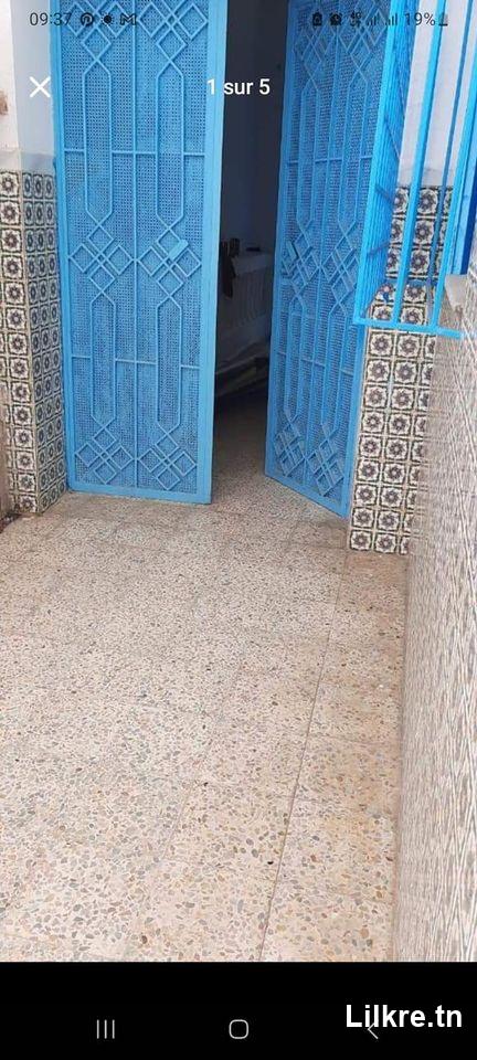 A louer une maison S+2 a Soukra  