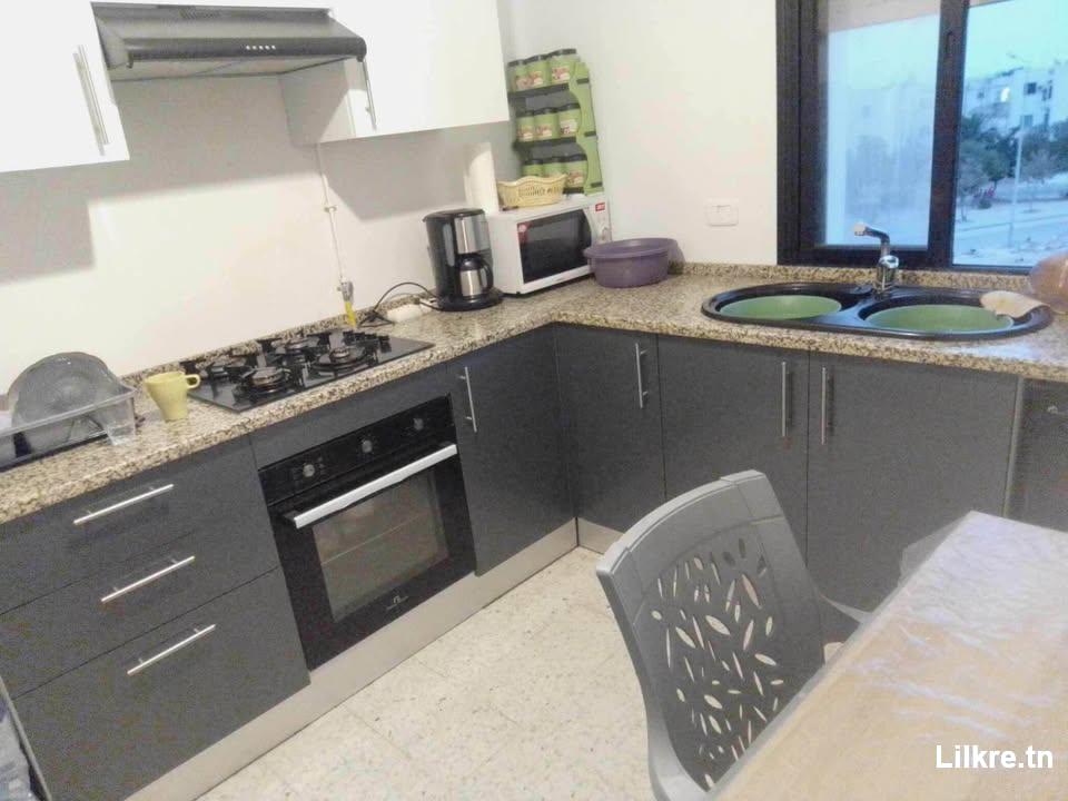 À louer un appartement S+2 richement meublé  à cité Riadh 5 en face collège  iben roched sousse