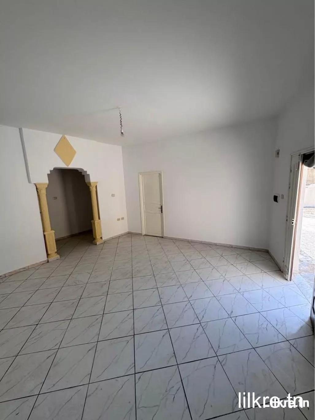 A louer un Appartement S+3 non meublée 