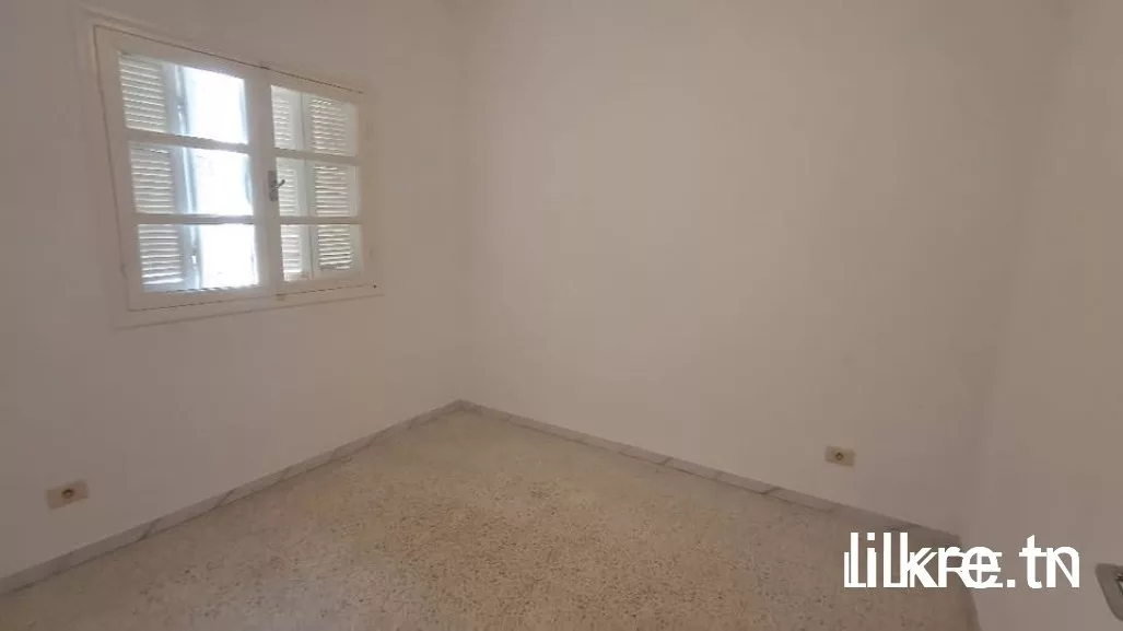 A louer un appartement s+2 a cité behi hay esaha 