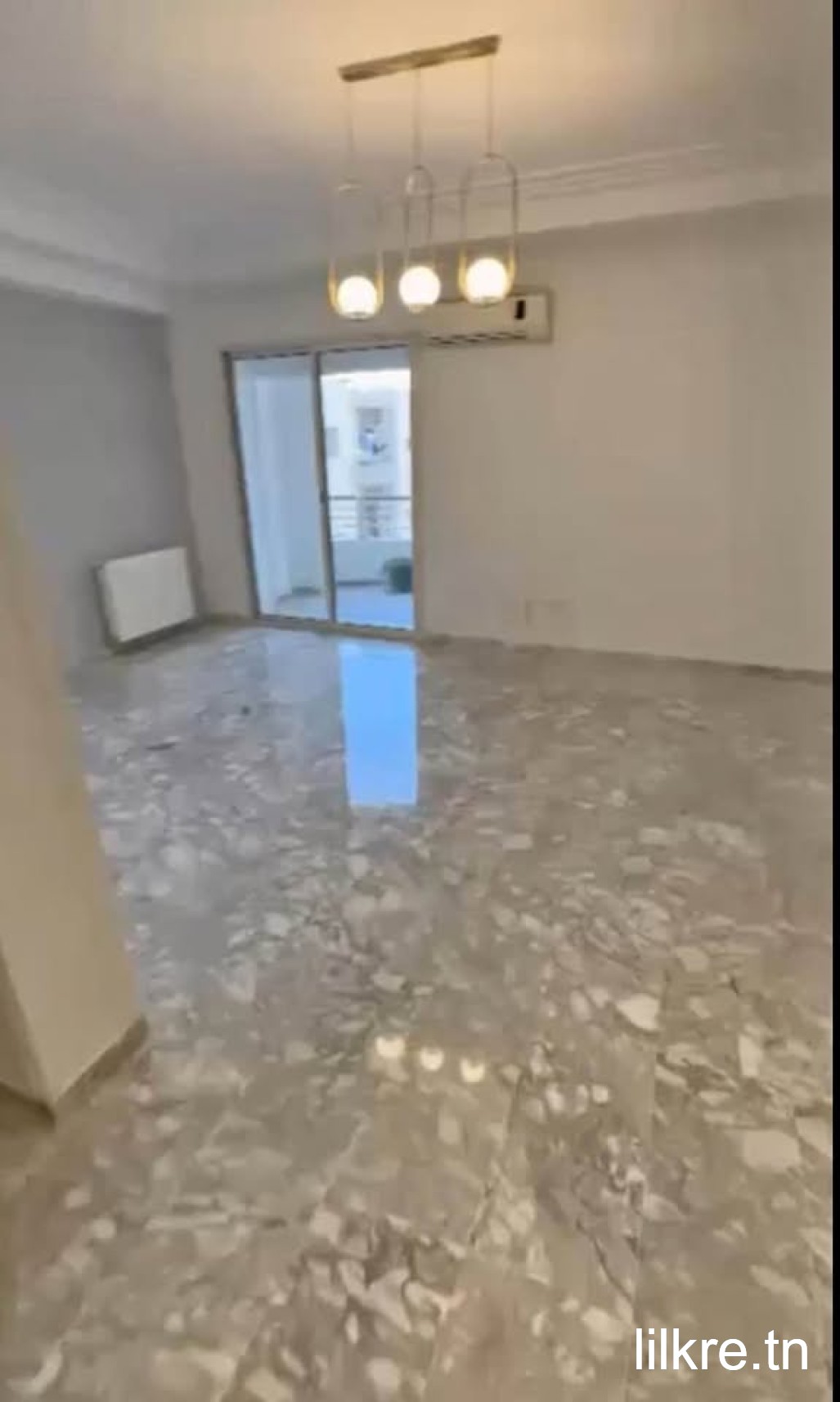 A louer un appartement a jardin el manezh 