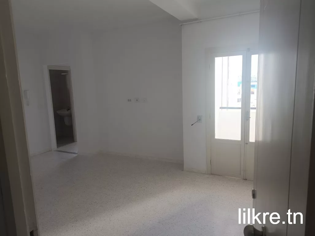 À louer Appartement   jamais habité a  Cité Bougatfa 2