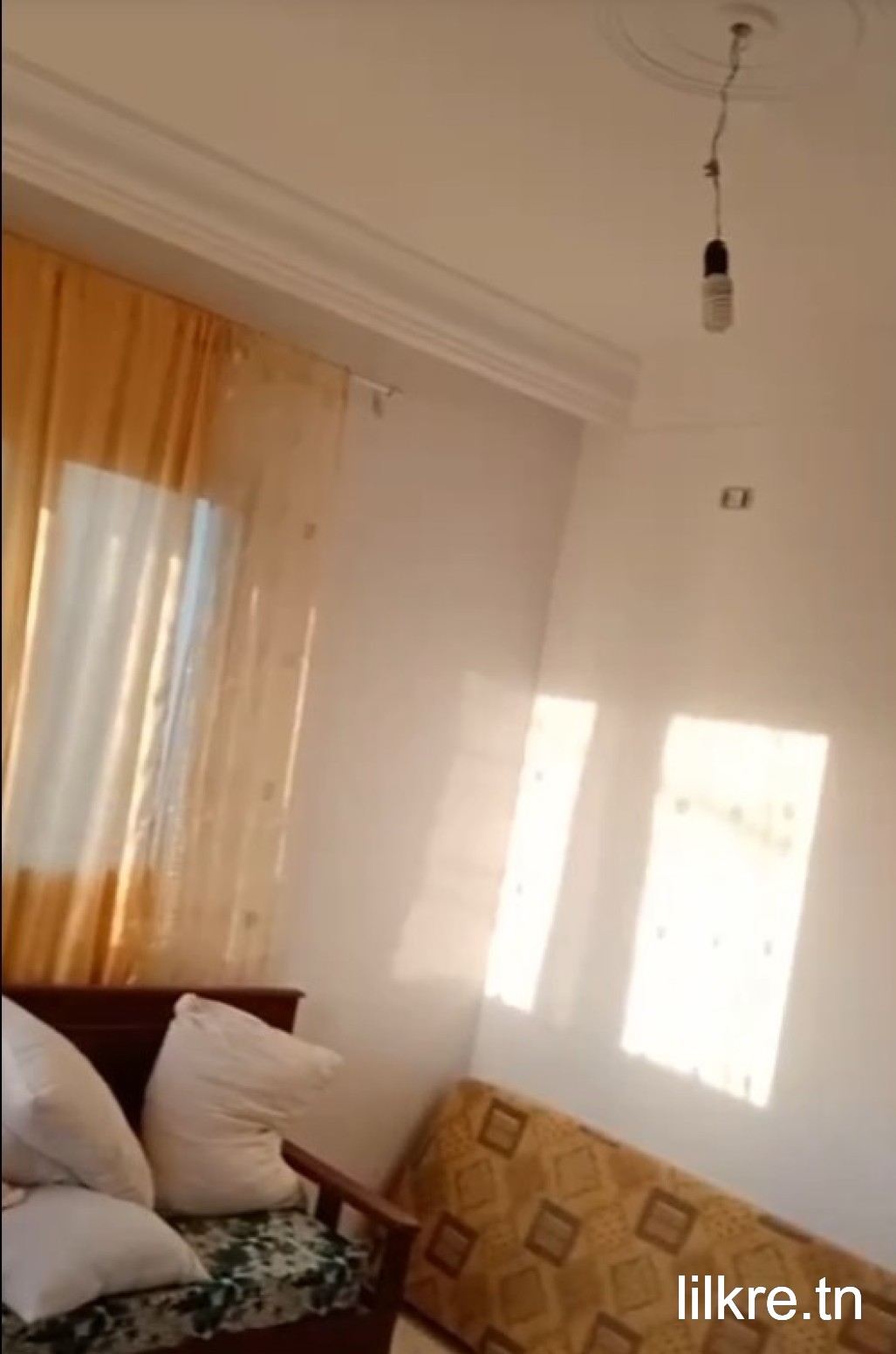 A louer  un studio  a ariana essoughra 