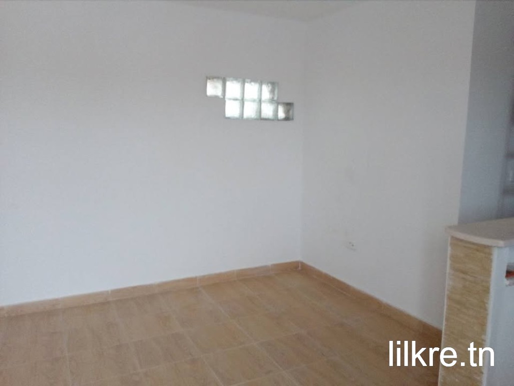 A louer un studio meublée a djedaida 