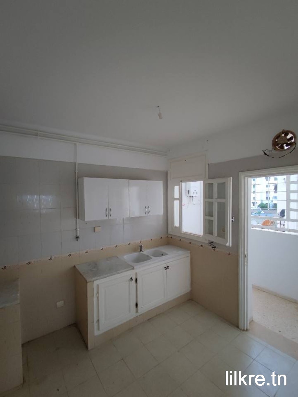 A louer un appartement a ibn sina 