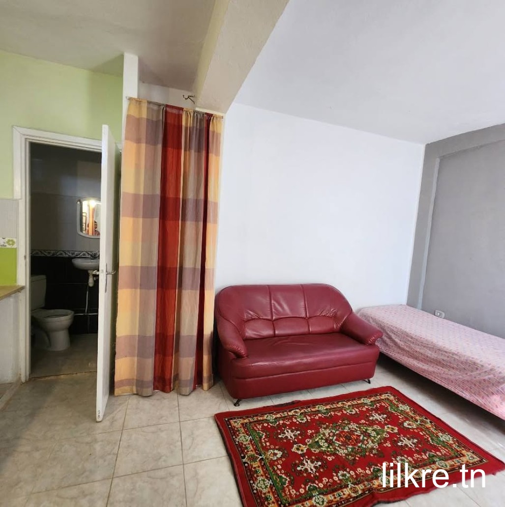 a louer Studio indépendant meublé omrane