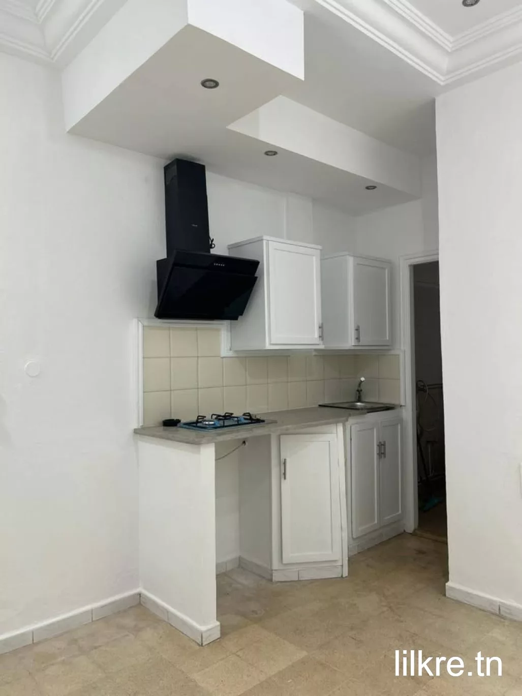 A louer un studio a ain zaghouane 