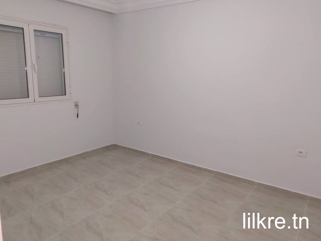 A  louer un étage  de villa a mourouj 5