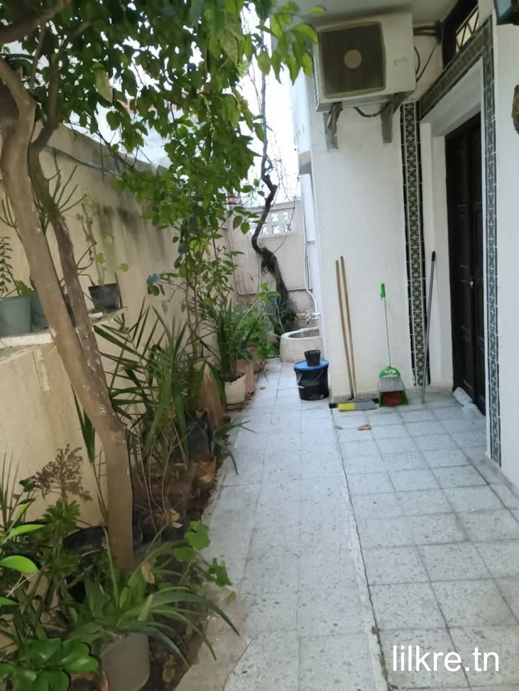 a louer un rez de chaussée  a cité khadhra