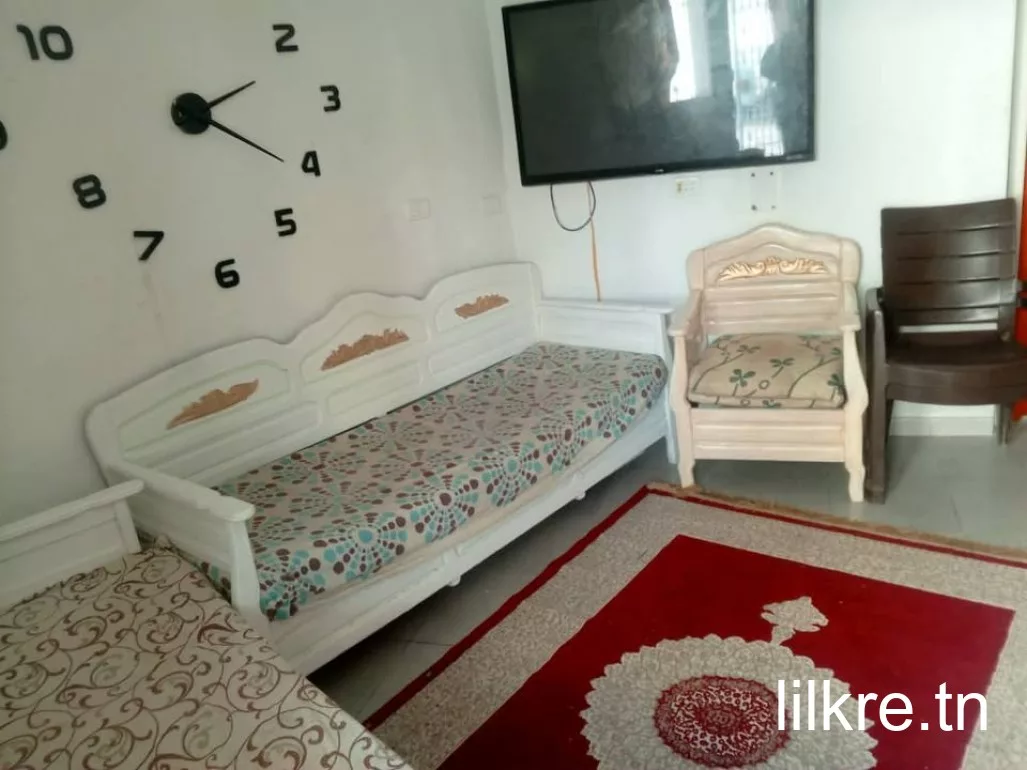 A louer un joli studio  meublée a kram 