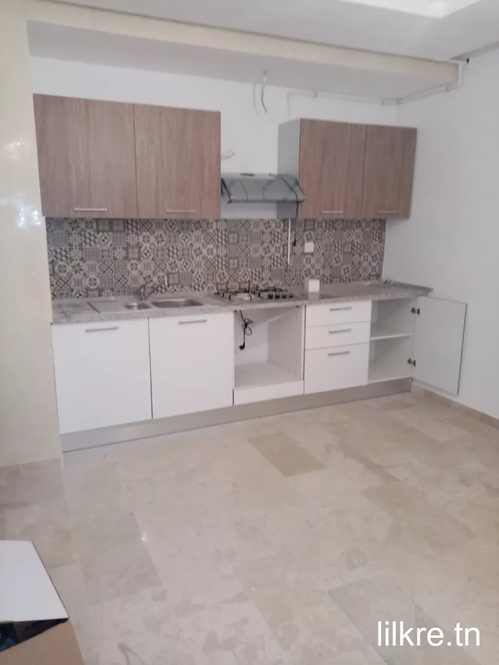 A Louer un bel appartement s+1 haut standing à El Medina Eljadida