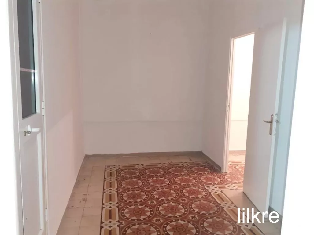  A louer un studio a lafayett 