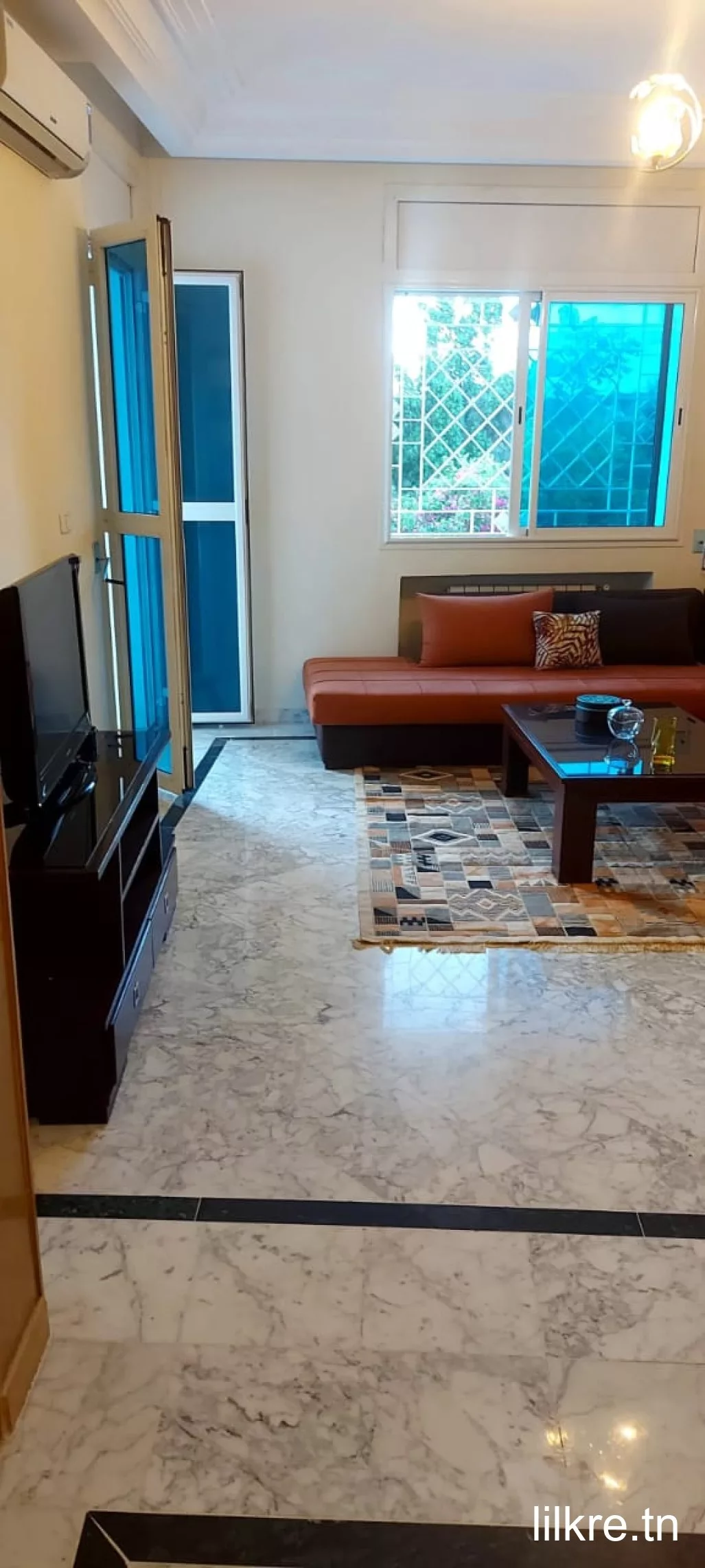 Particulier L S+1 meublé Ennasr2 pour étranger 