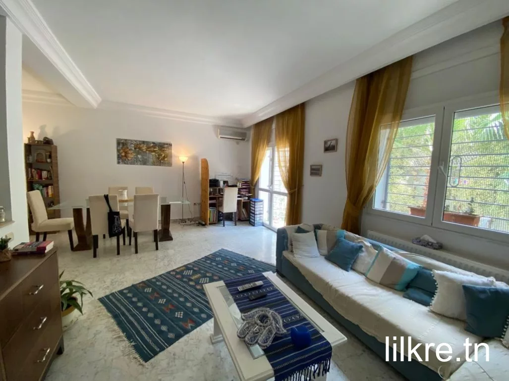 À Louer – Joli Duplex Meublé S+3 à La Marsa