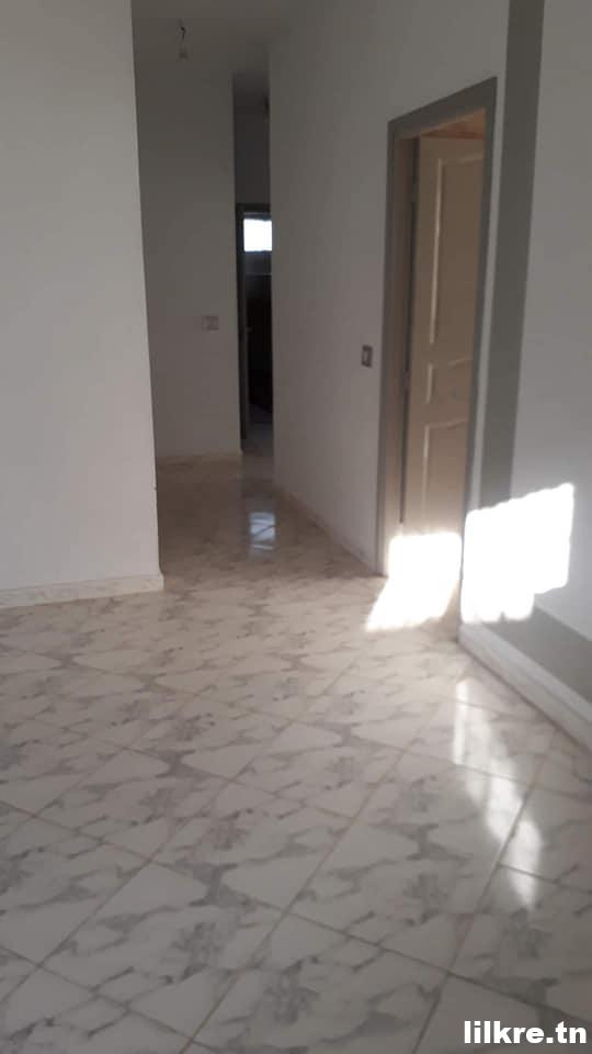 A loué un appartement S+2 ,2éme Etage à Sousse