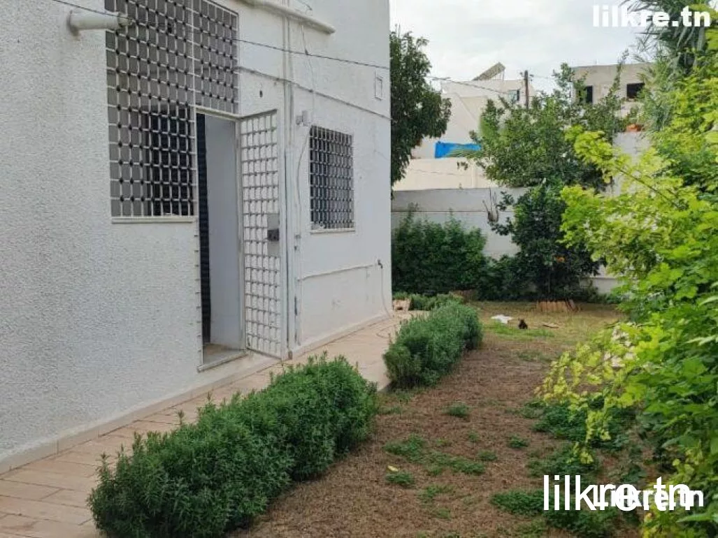 A louer une luxueuse Villa a Manouba