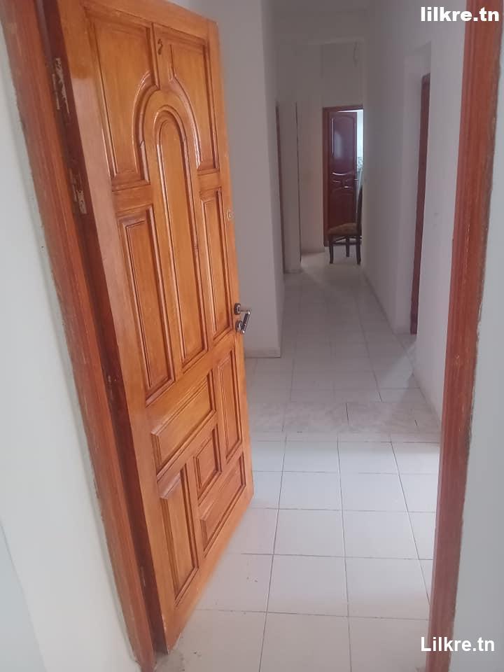 A louer Appartement S+3 à Tunis