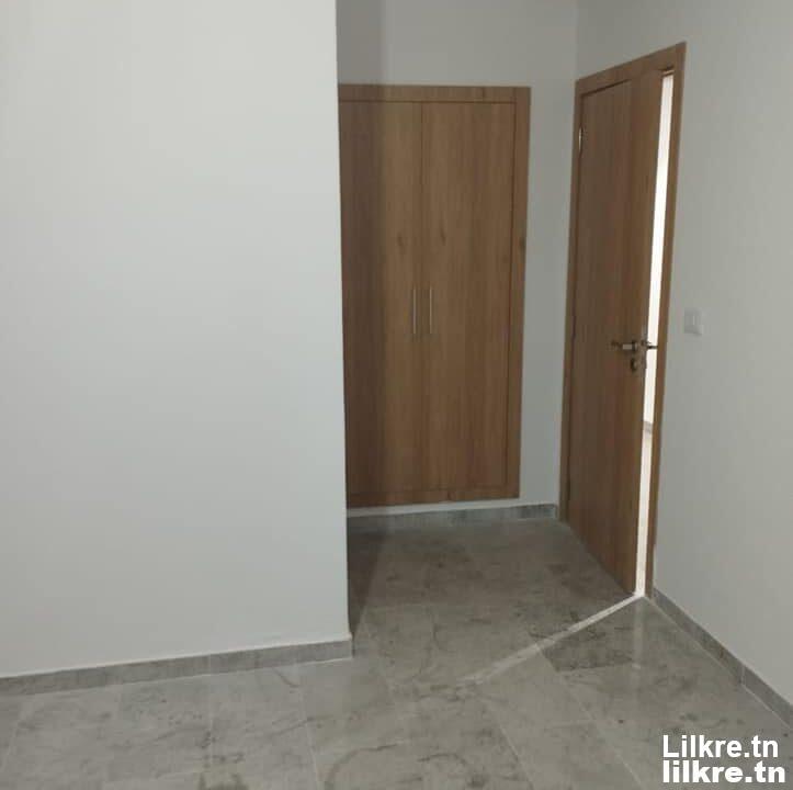 Location bureautique S+3 à Mourouj 6