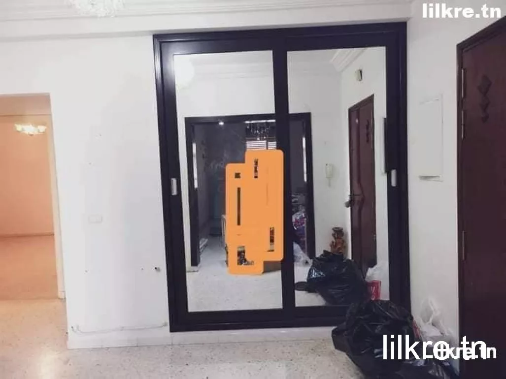 A louer un Appartement S+3 Le Kram