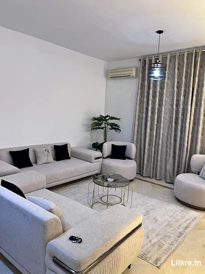 A louer un Appartement S+1 Richement Meublée à Sfax