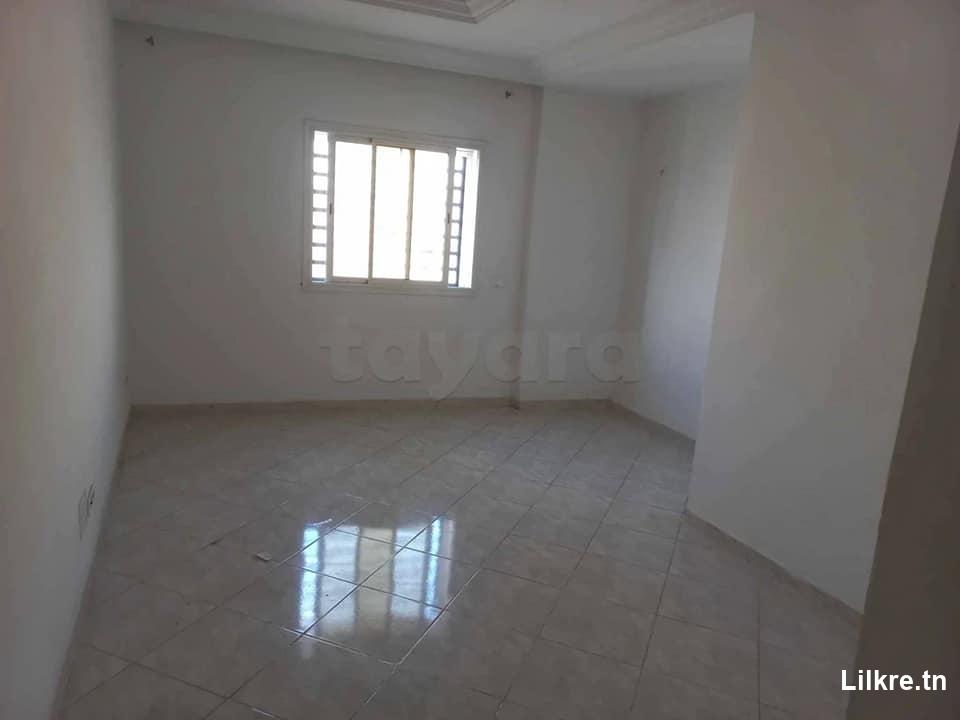 A louer un appartement S+2 à Dar Fadhal 