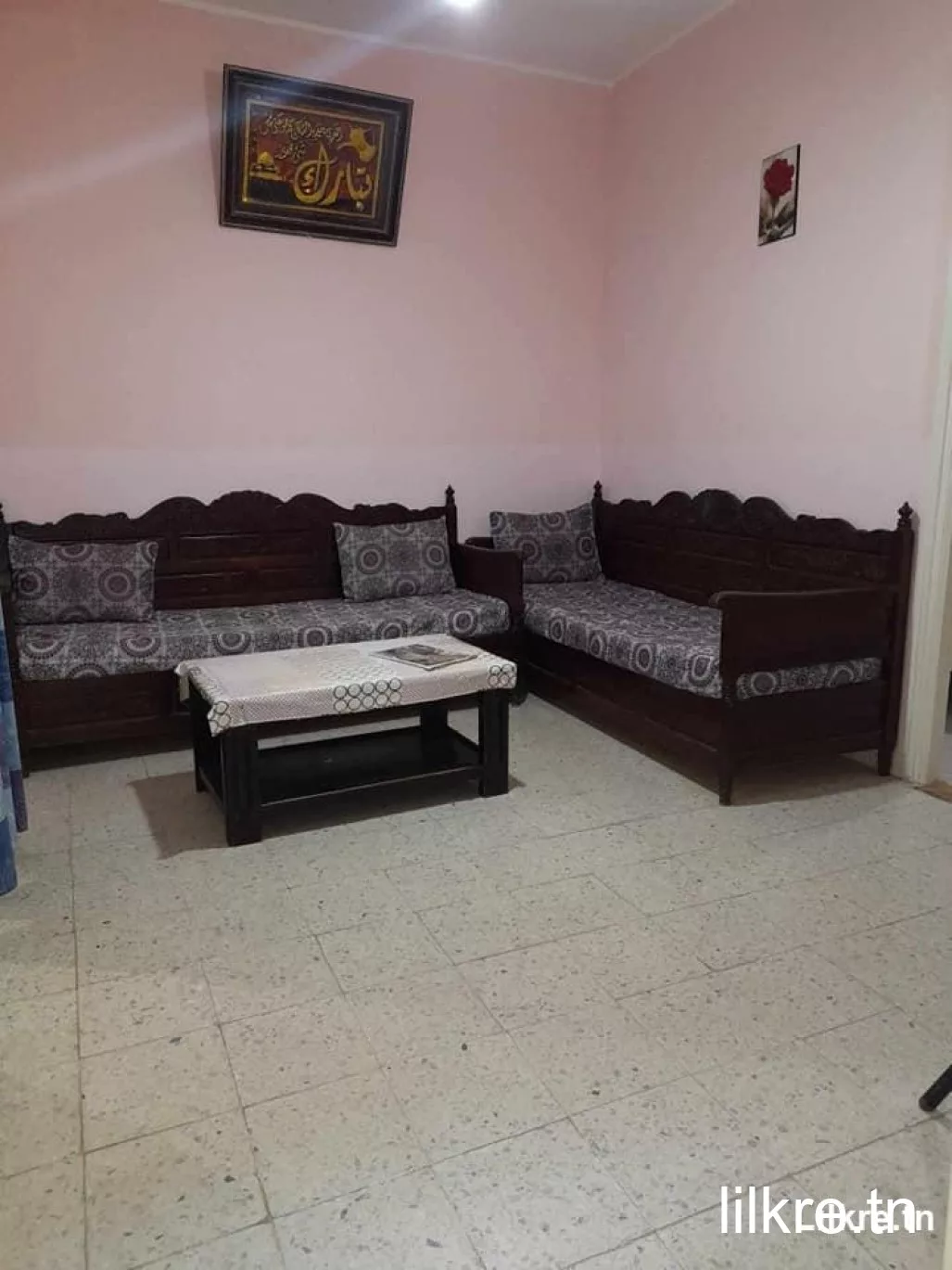  A louer un Studio S+1 Richement Meublé très propre à Cité el Khadra