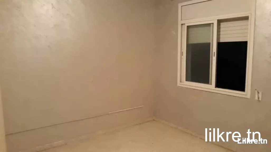 A louer un Appartement S+3 à cité olympique rades  