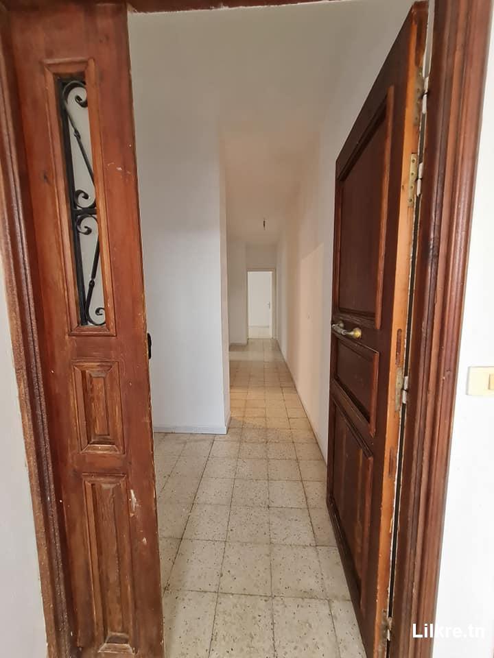 A louer un Etage de villa S+2 à Denden  