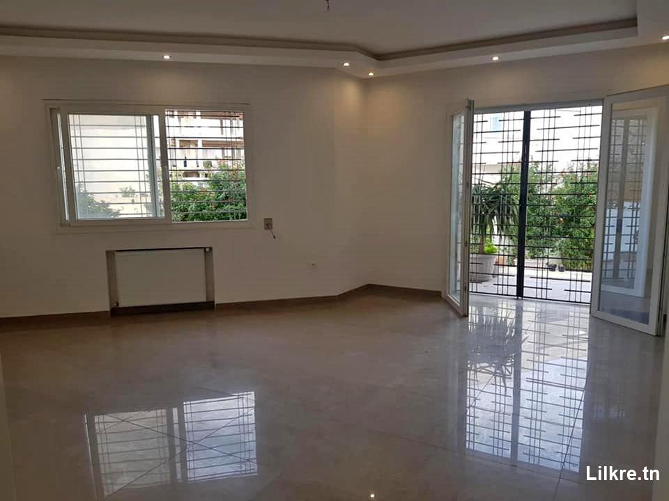 A louer un Appartement S+2 à L'Aouina- Soukra