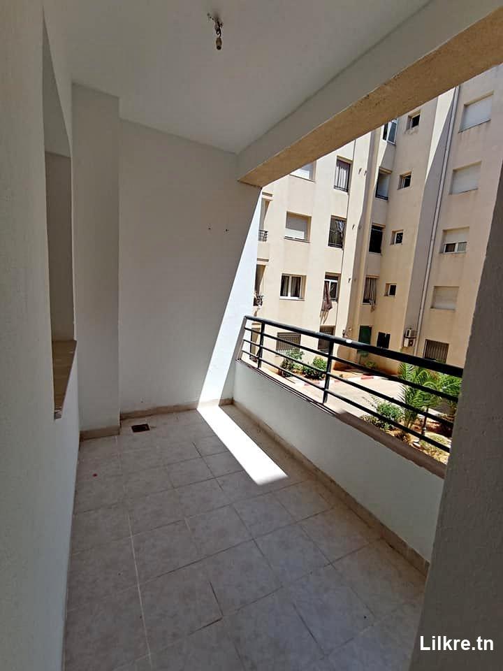 A louer un Appartement S+3 à La Soukra .