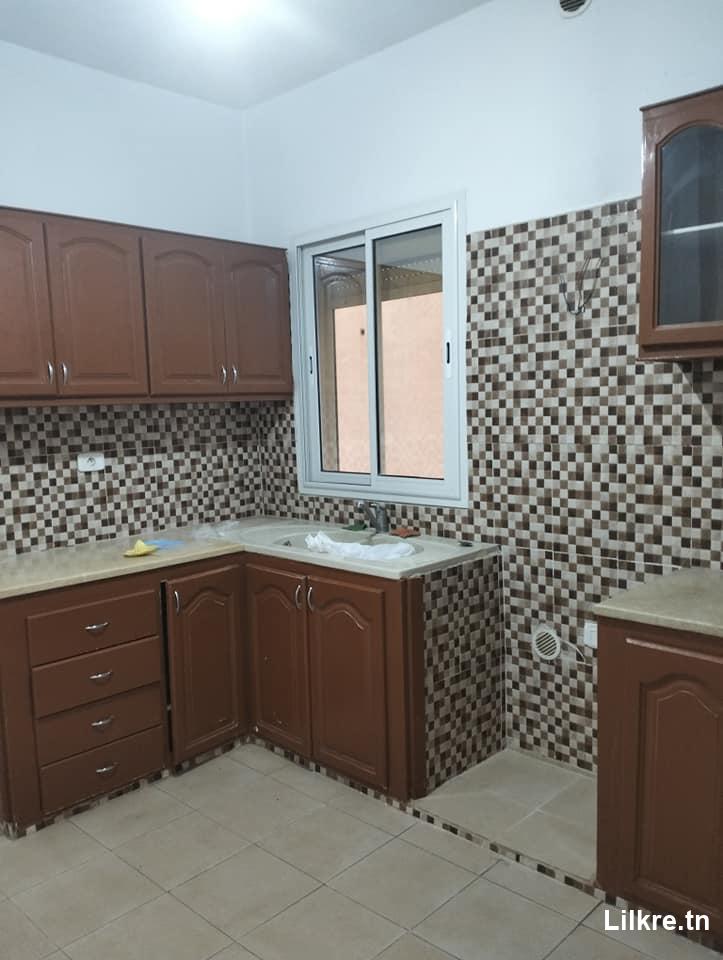 Appartement s+3 à la soukra