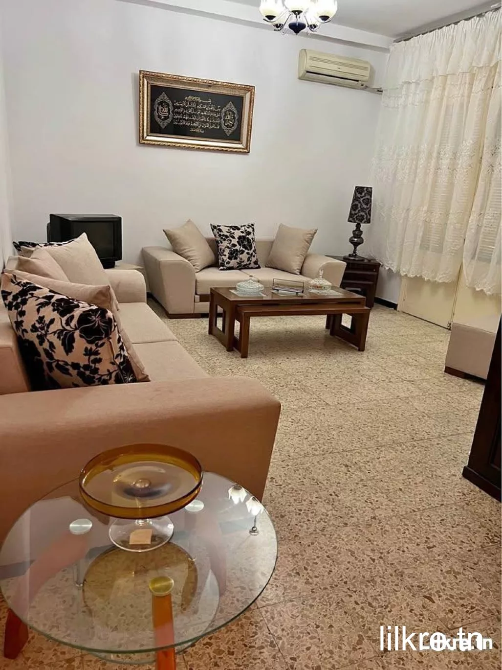 Location appartement S+3 semi meublé à Sfax