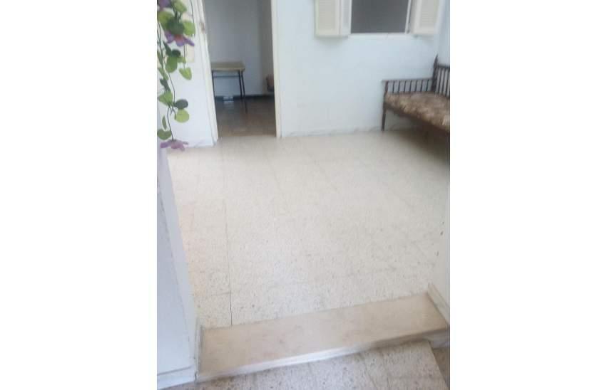 A louer un Appartement à DenDen 