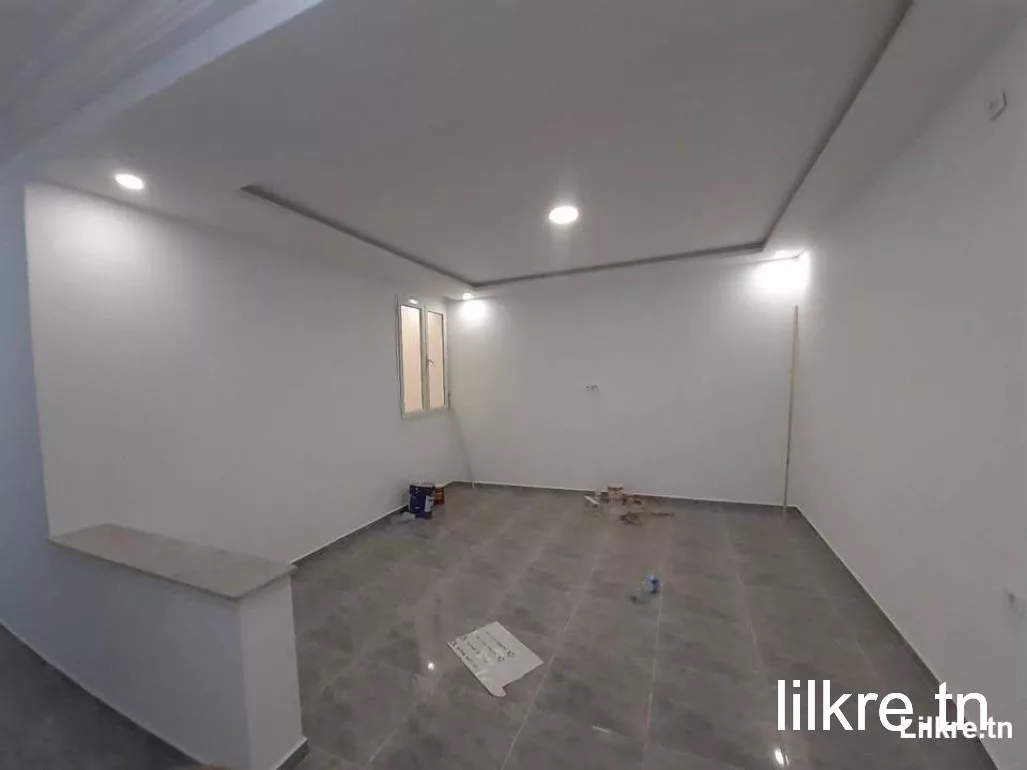 A louer un studio à sidi hessine 