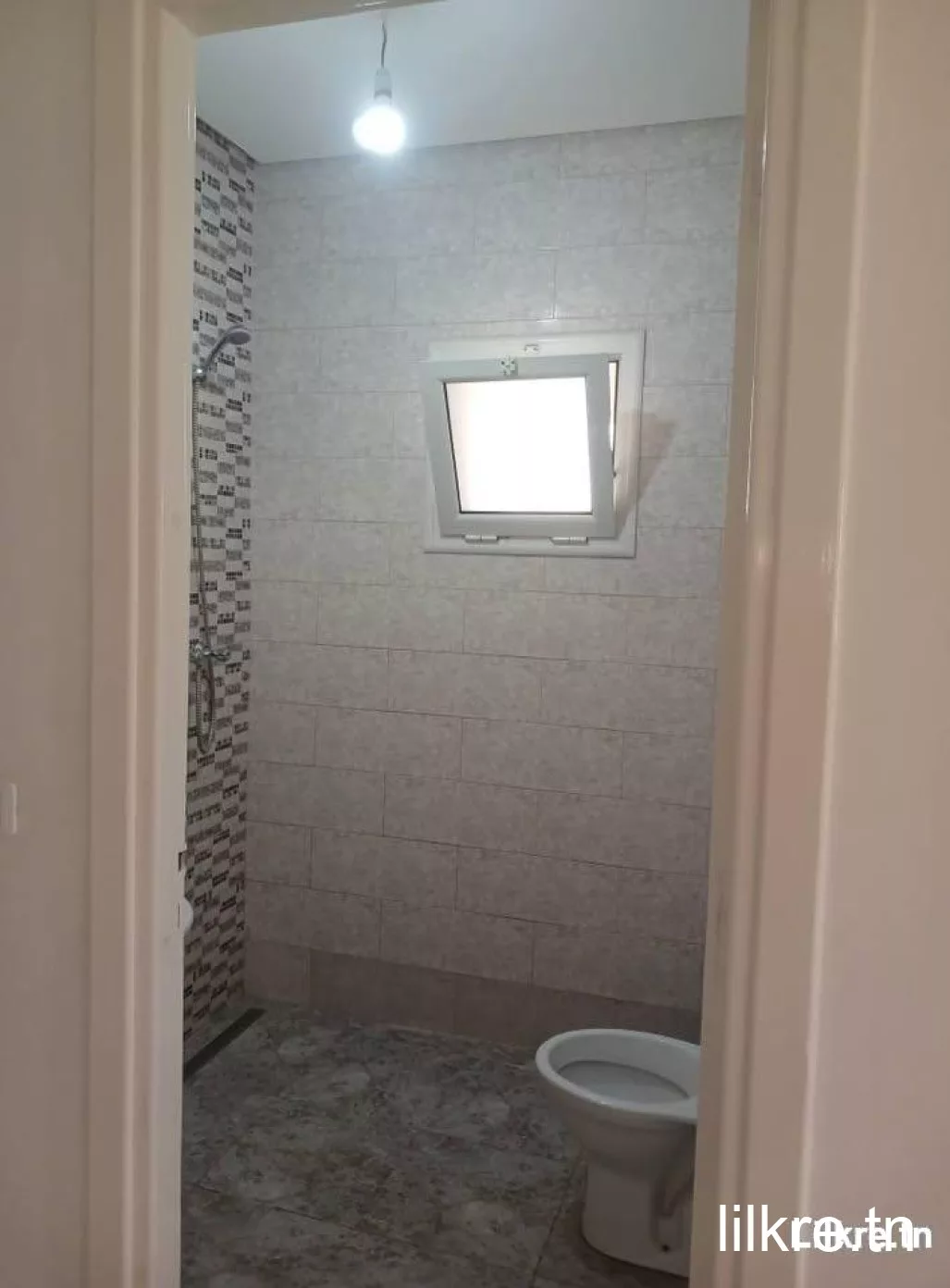 appartement a louer s+3 borj louzir