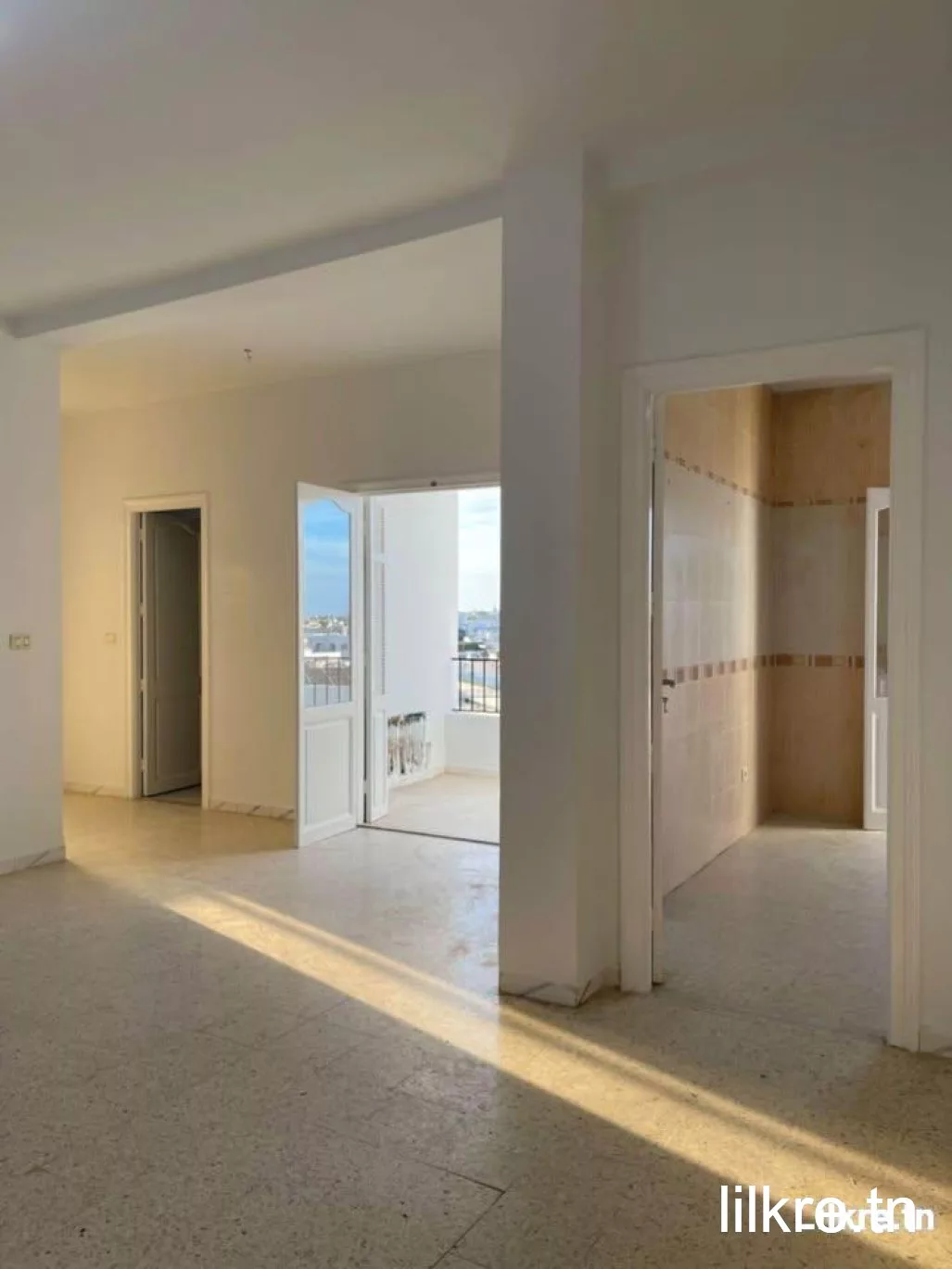 appartement a louer  s+2 route tunis