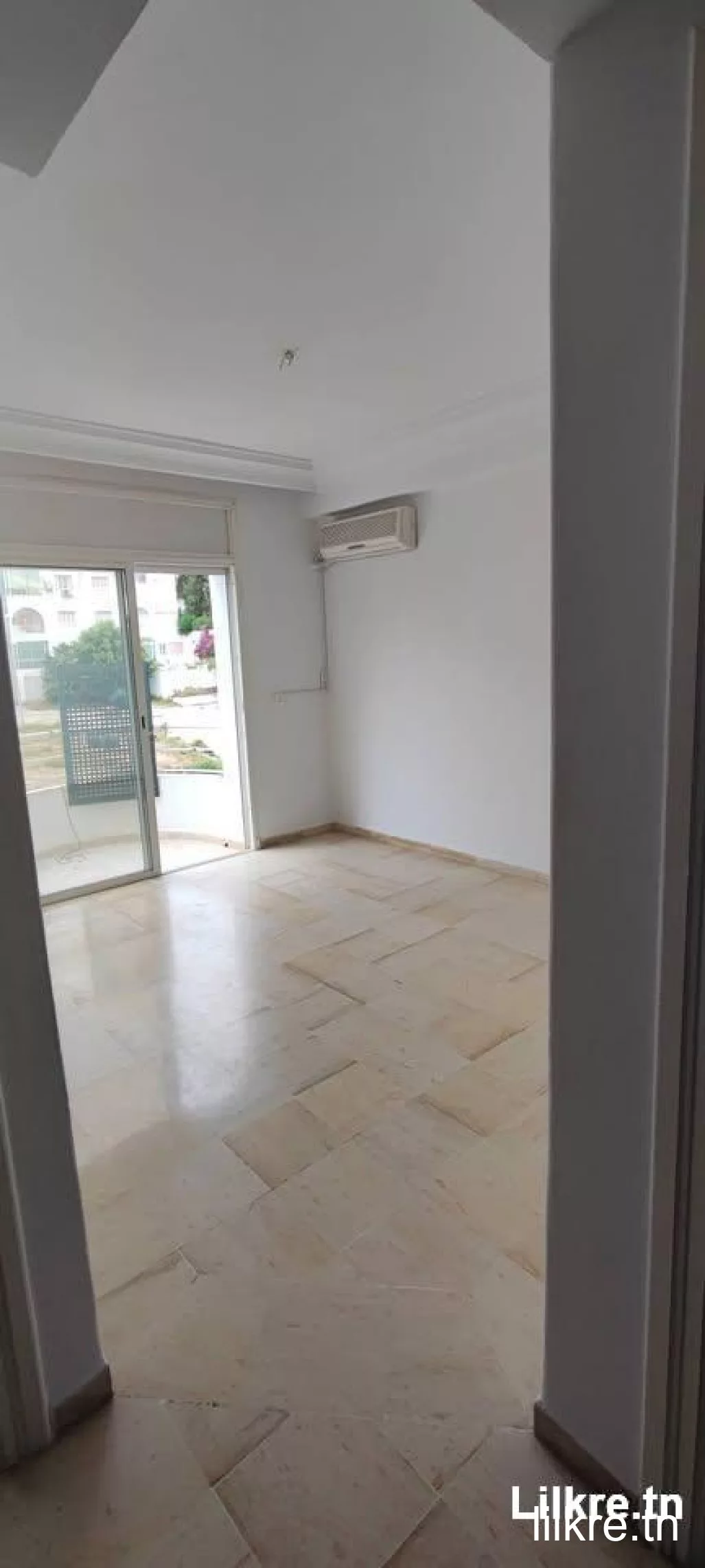 a louer appartement s+1  à el manar 1