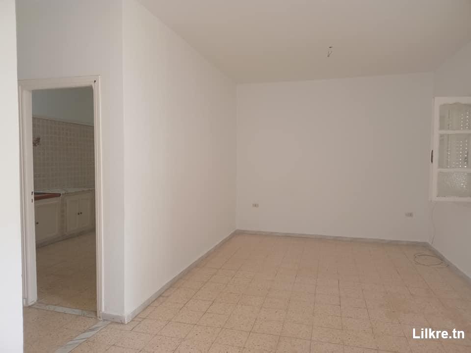 a louer etage de villa au bardo