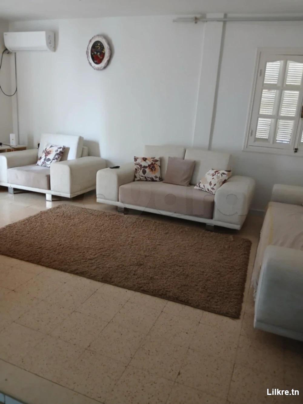 Etage de villa à louer à manouba