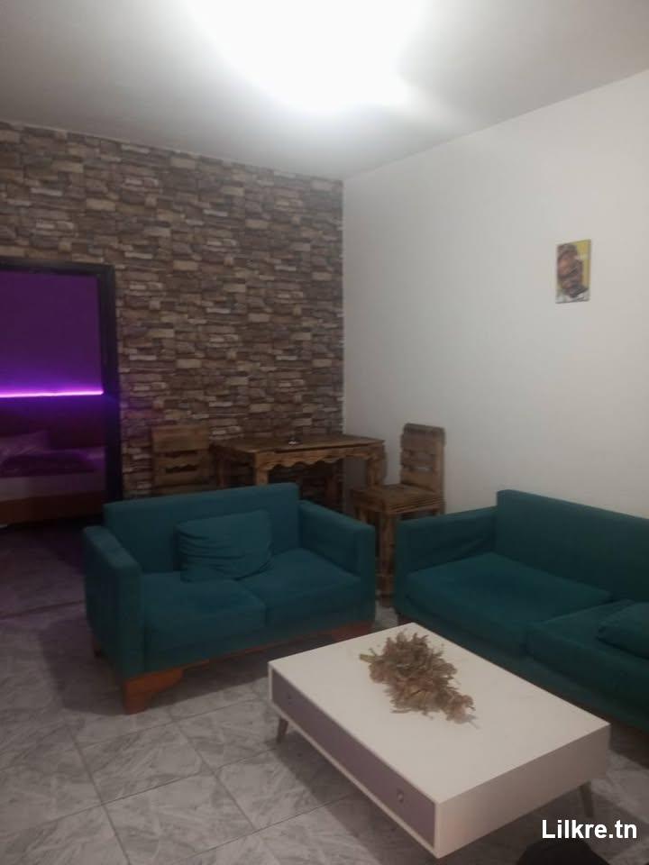 à louer étage de villa s+1 meublé à Ariana