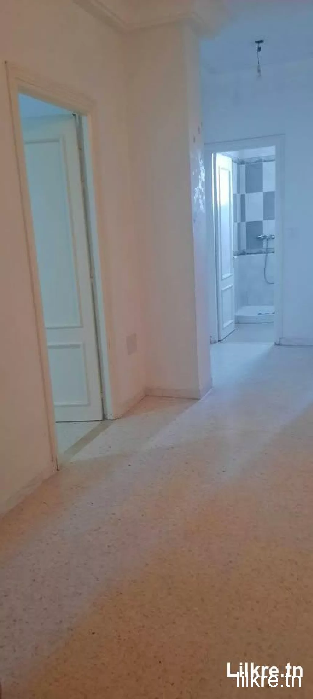 Apparemment à louer à Ariana borj louzir cité hedi nouira