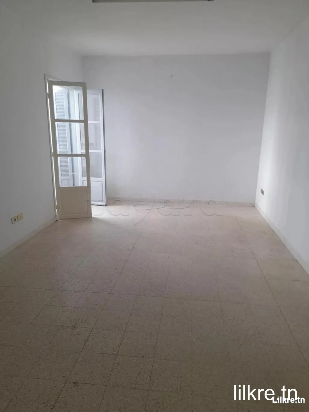 à louer appartement à el MOUROUJ 5