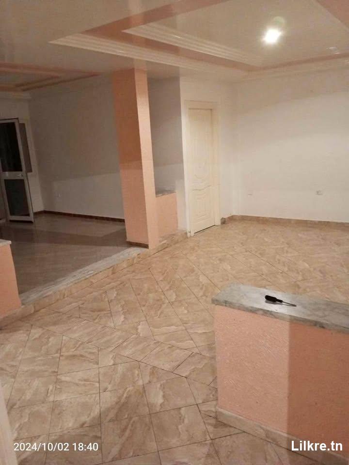 appartement s+3 a louer à sejomi 