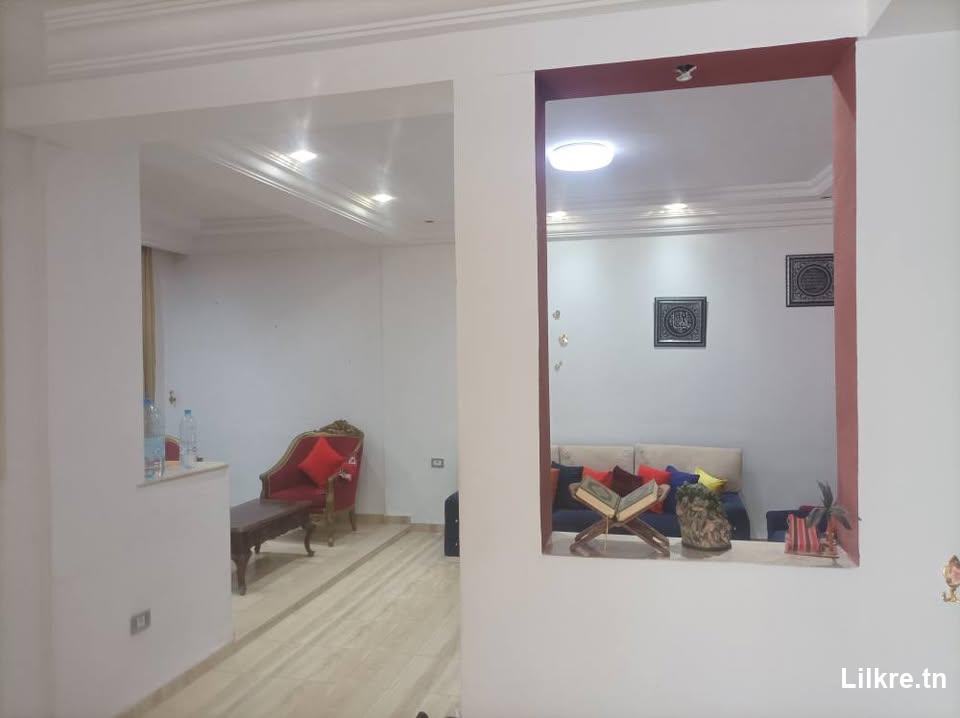 À louer un étage de villa à Zouhour 4