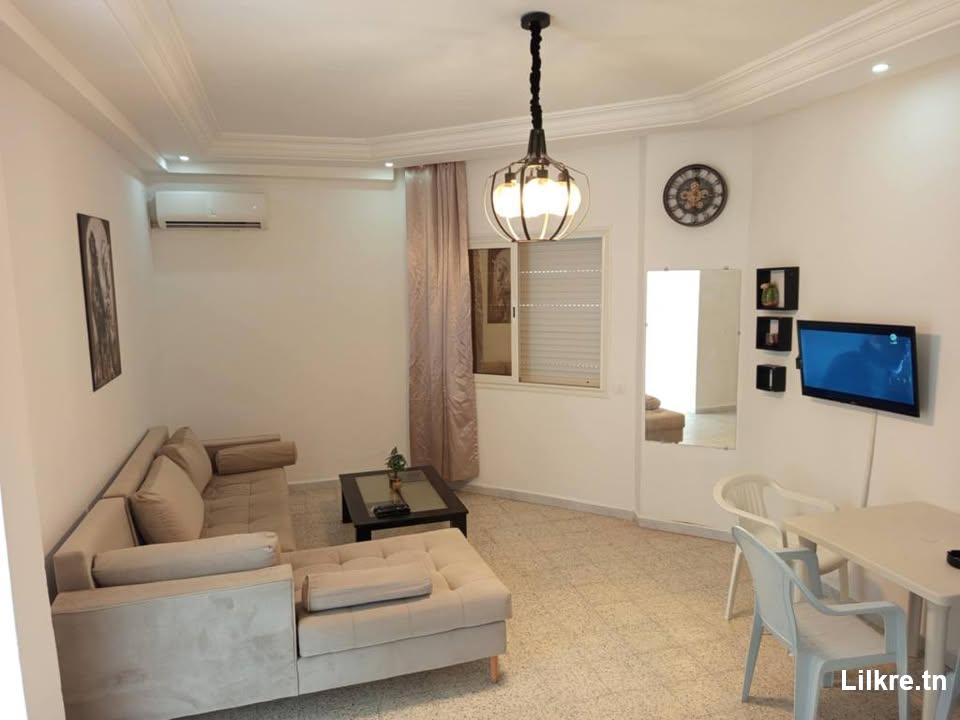 Un appartement s+2 climatisé avec wifi 