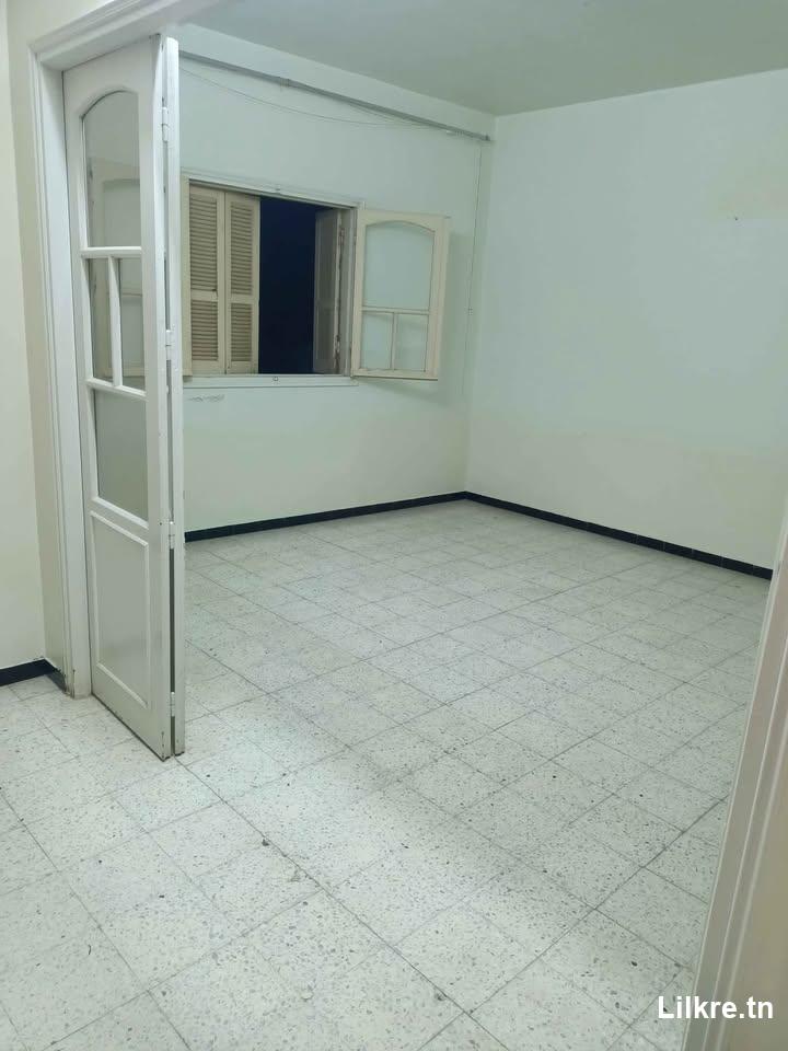 À louer : Appartement S+3 