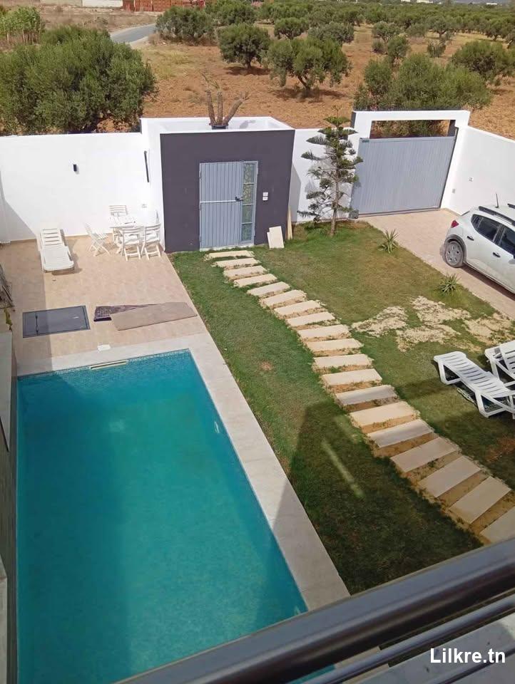 À louer : Villa avec piscine à Hammamet Sud 