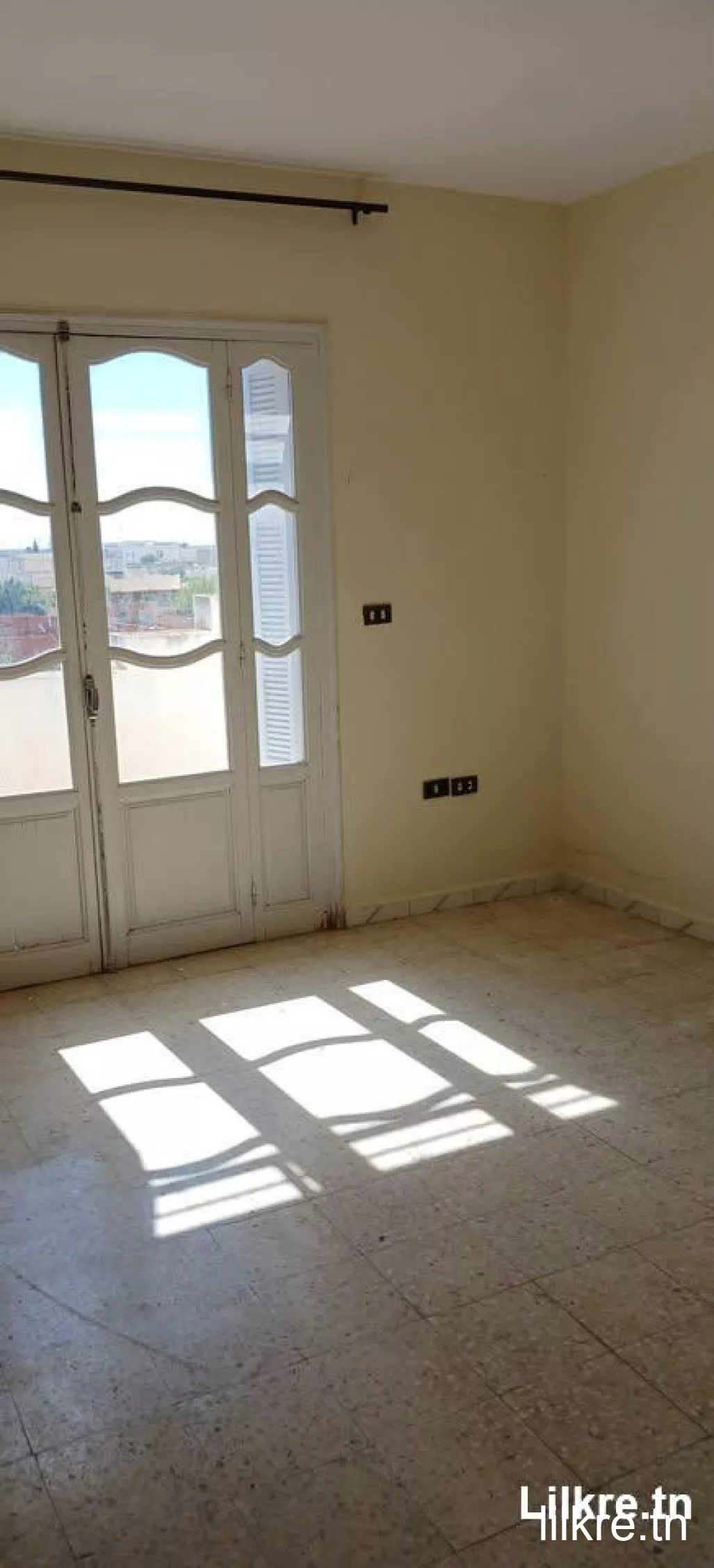 À louer un Duplex S+4 sur la route de l’aéroport 
