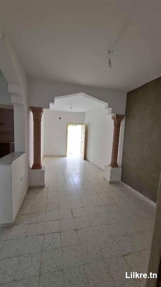 a louer une maison  منزل للكراء طريق منزل شاكر