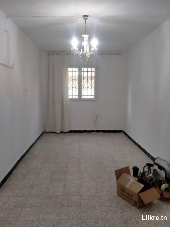 A louer un maison s+3 a kram ouest 